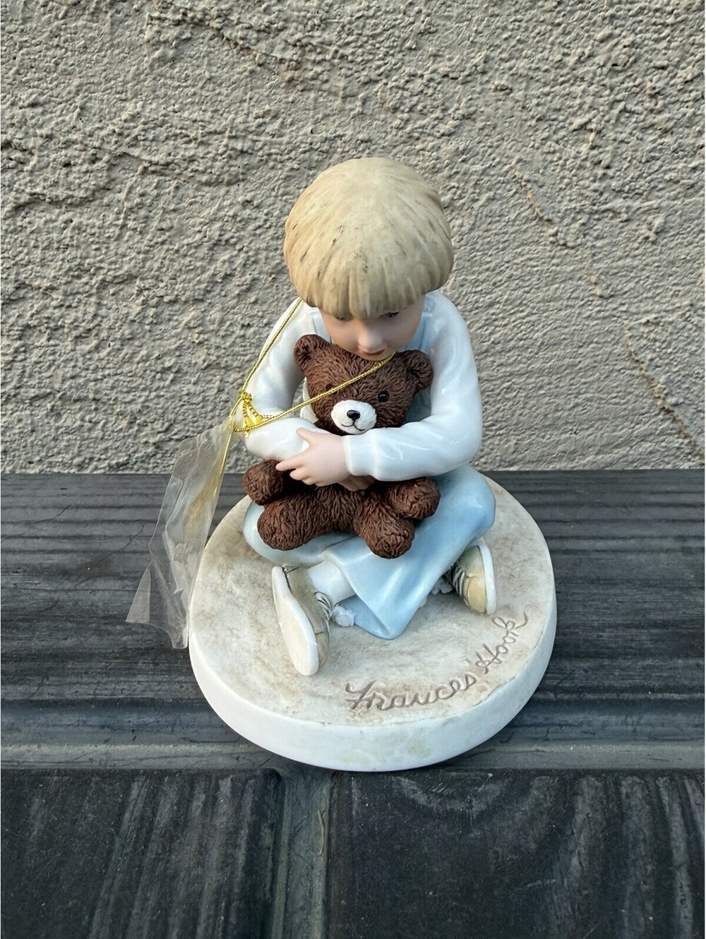 FRANCES HOOK'S - A Child's World Series - BEAR HUG Figurine 1999 - NEW!